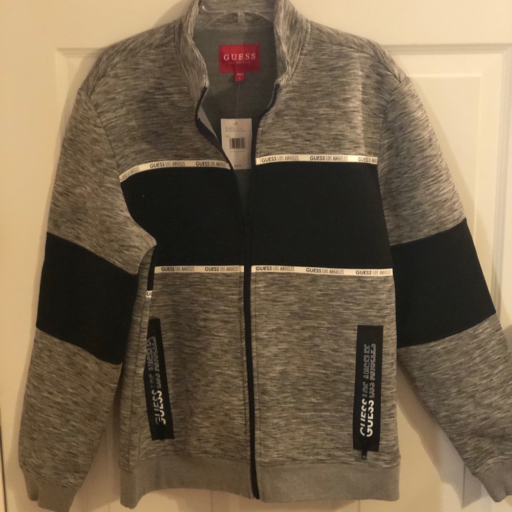 Guess men’s jacket Grey lrg NWT